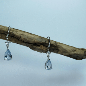 boules d'oreilles violette